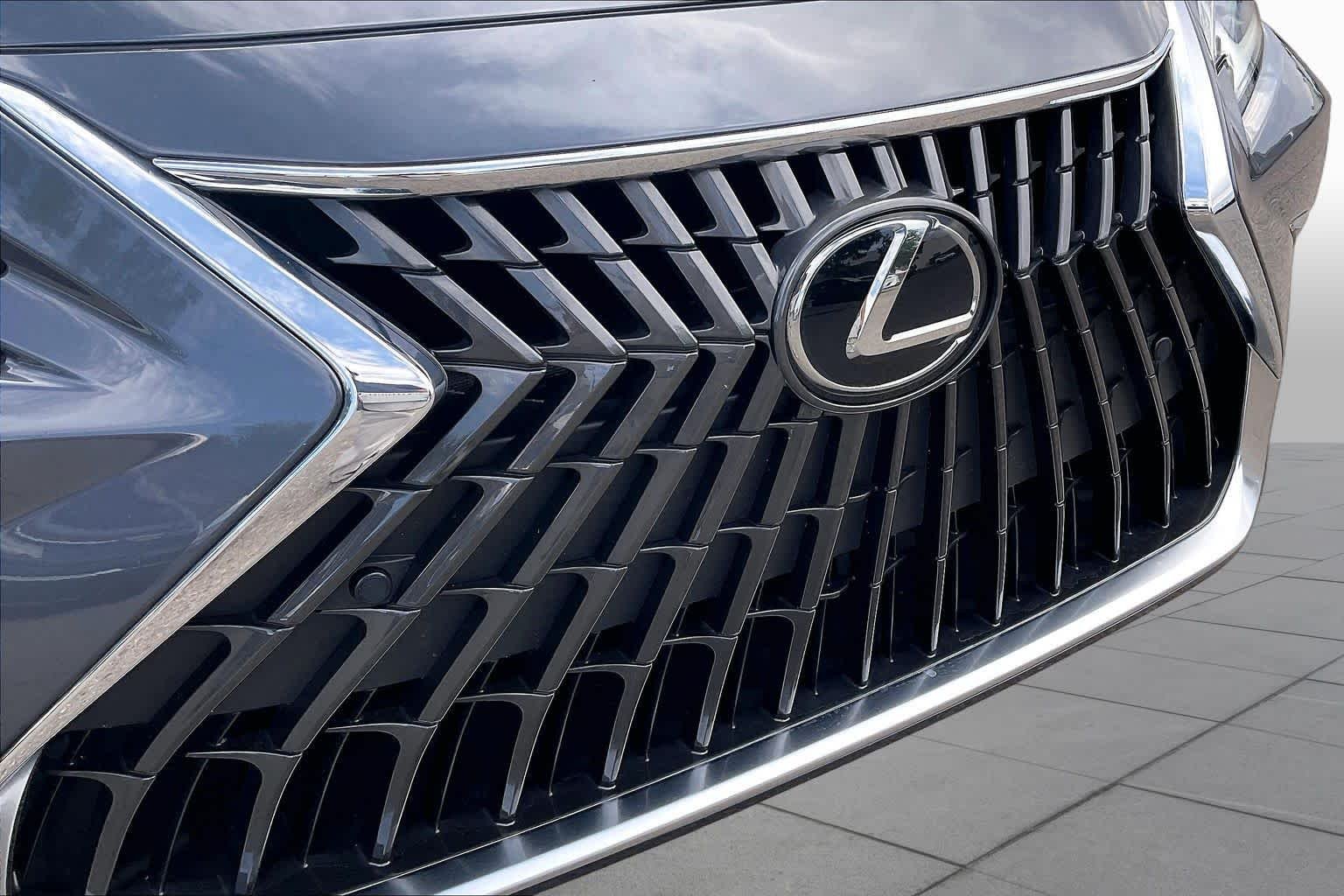 Used 2025 Cloudburst Gray Lexus  image 28