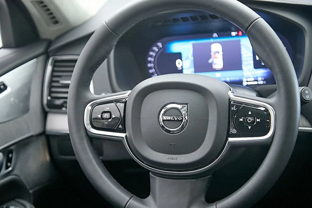 Used 2024 Black Volvo Ultimate image 30