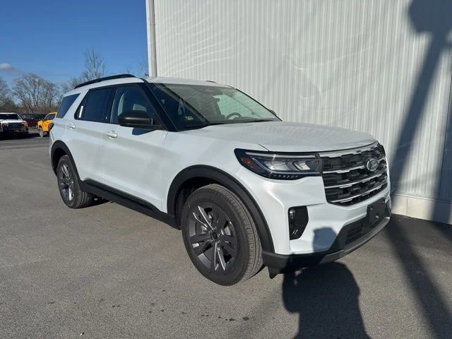 2026 Ford Explorer Active 4WD's photo