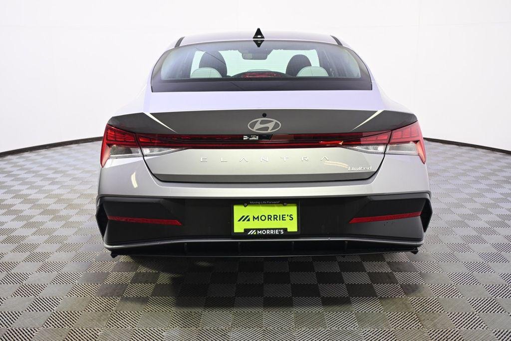 New 2026 Fluid Metal Hyundai Limited image 5