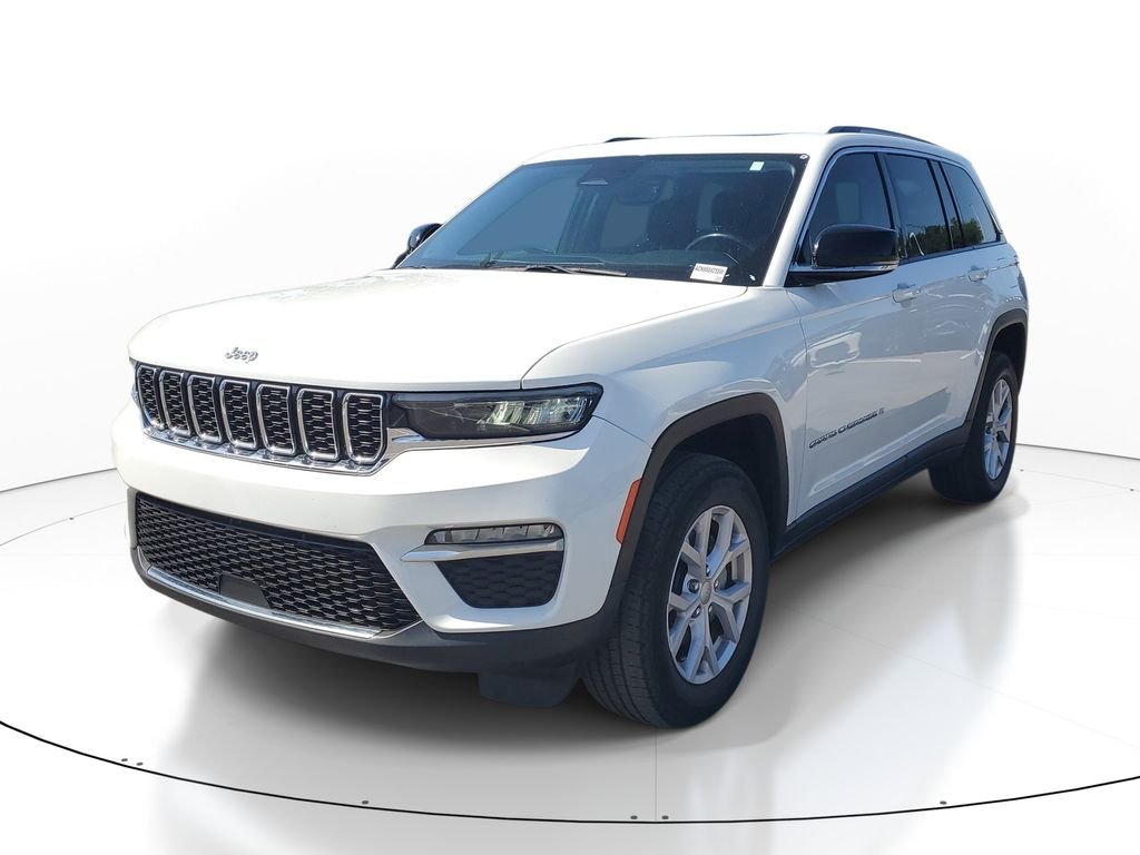 Used 2022 White Jeep Limited image 4