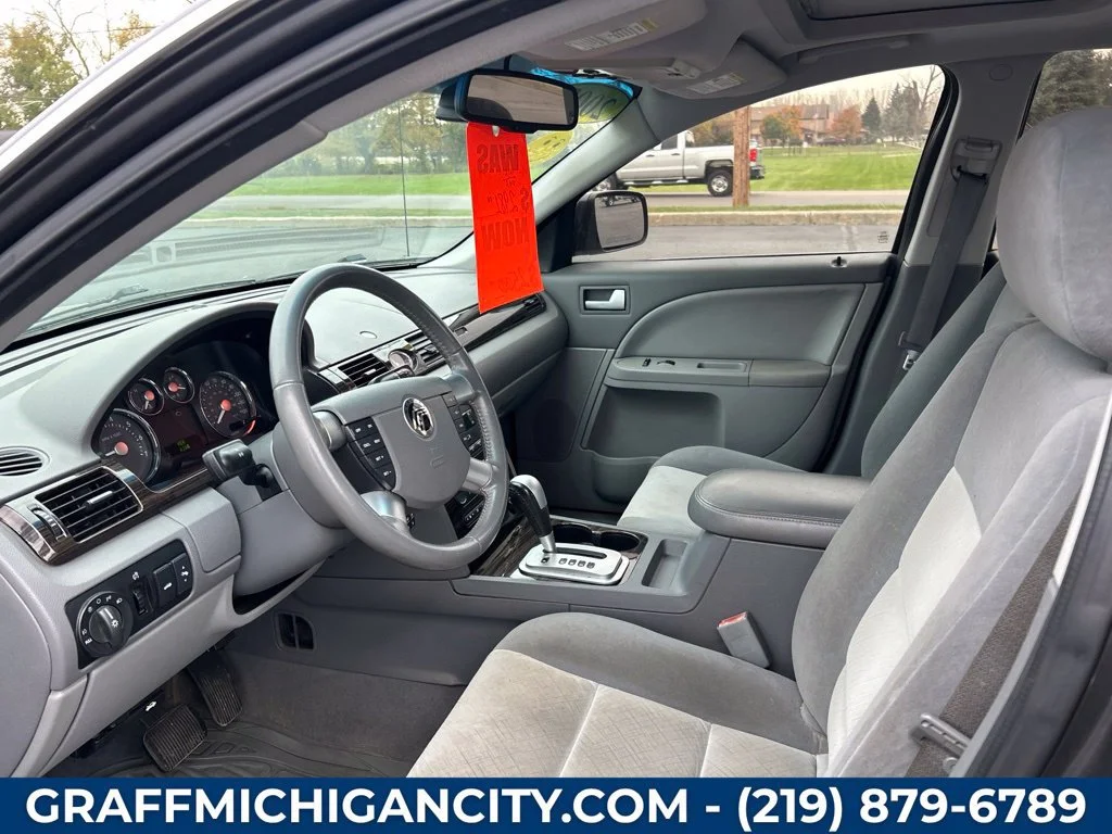 Used 2007  Mercury Base image 12
