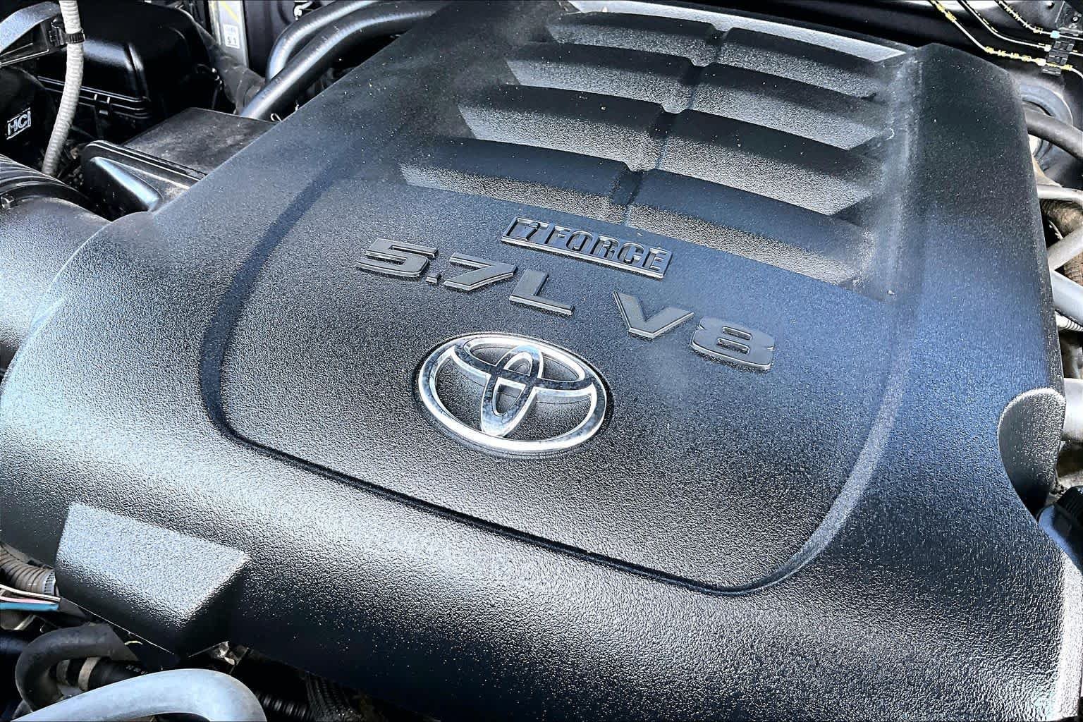 Used 2019 Magnetic Gray Metallic Toyota Limited image 32