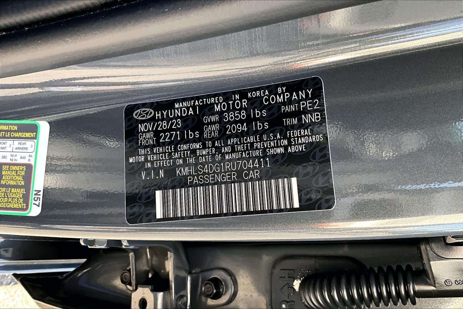 Used 2024 Ecotronic Gray Hyundai SEL image 35