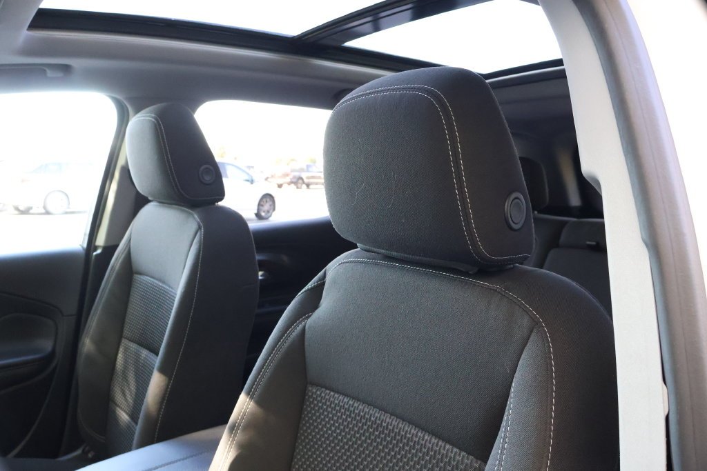 2023 GMC Terrain SLE - Photo 33