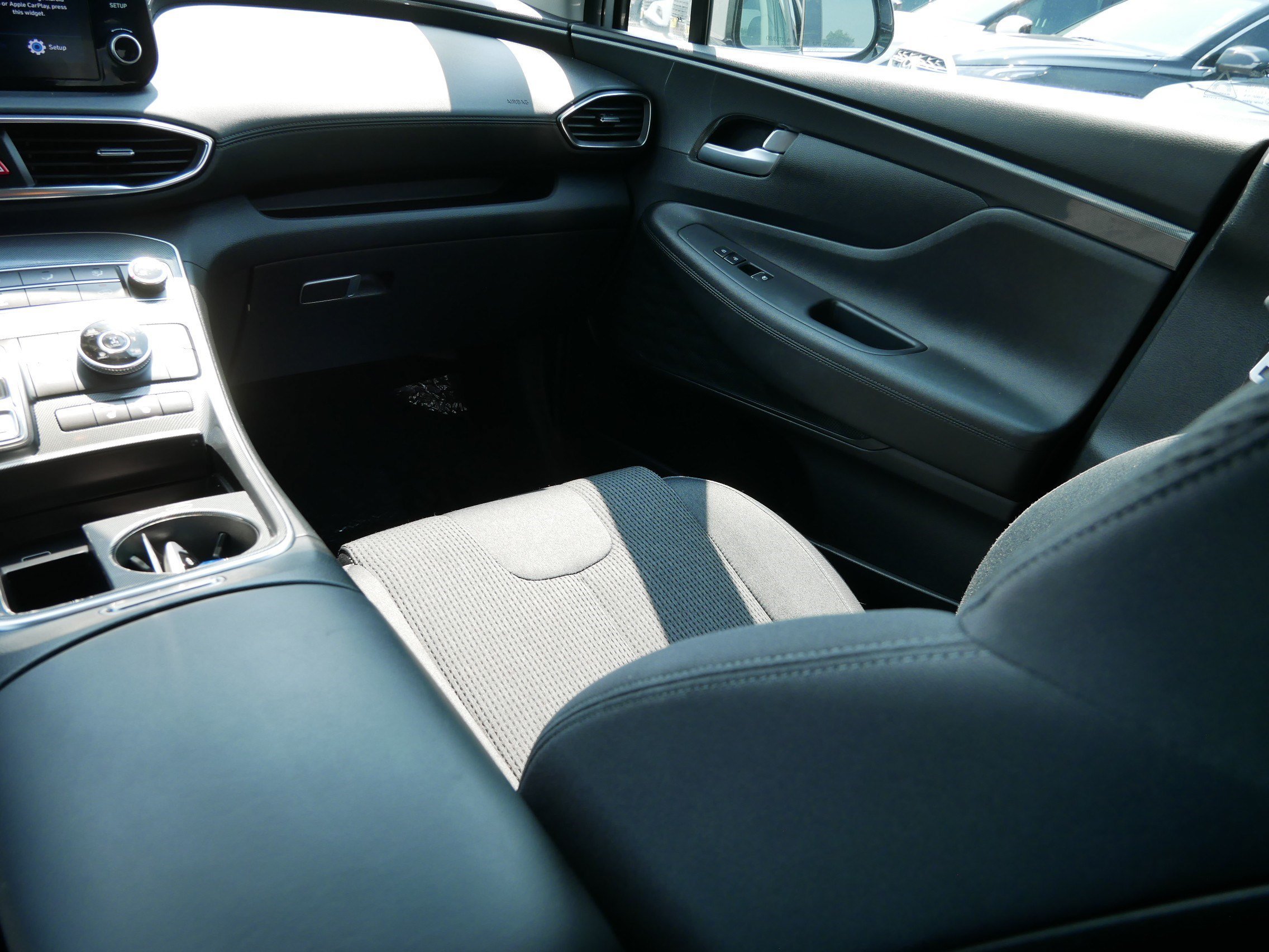 Certified Used 2022 Shimmering Silver Hyundai SEL image 11