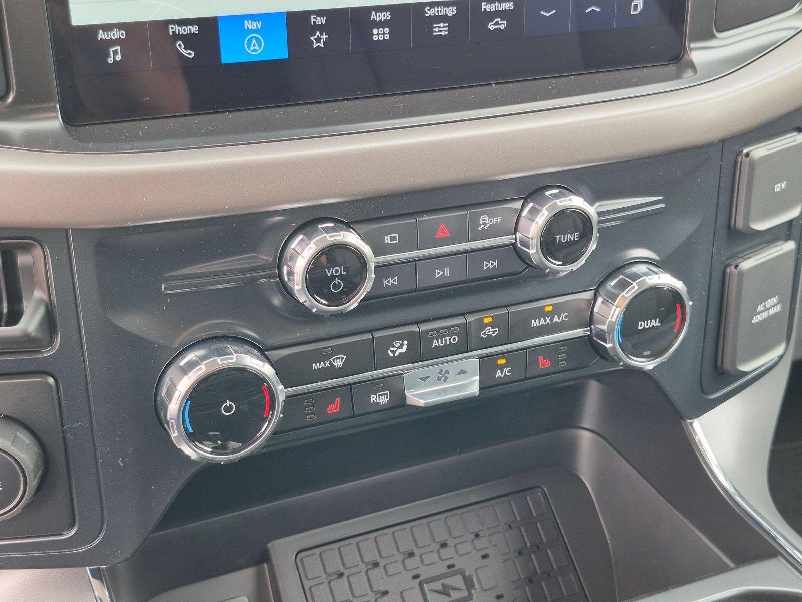 New 2026 Oxford White Ford XLT image 22