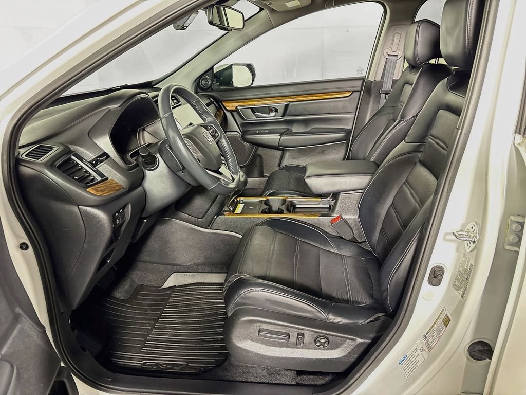 Used 2021 White Honda Touring image 11