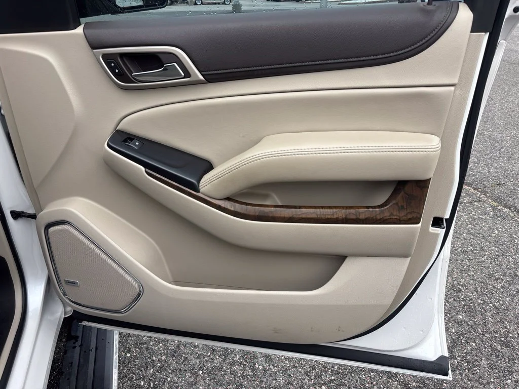 Used 2018 White GMC Denali image 37
