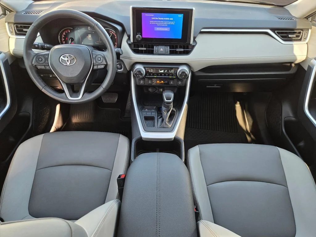 Used 2023 Silver Toyota XLE Premium image 16