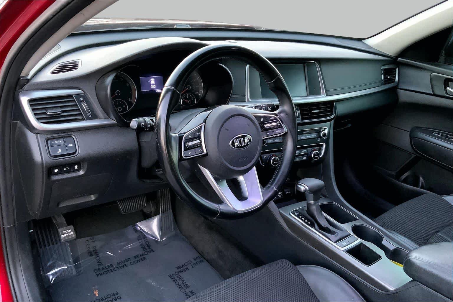 Used 2019 Passion Red Kia S image 15