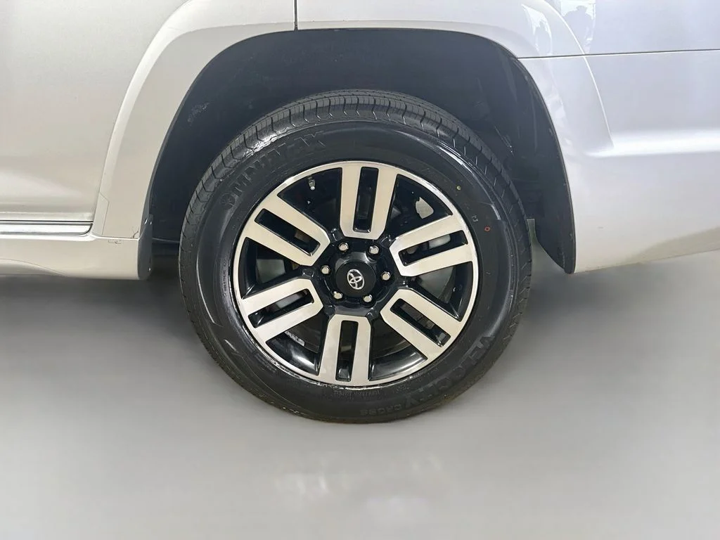 Used 2014 Classic Silver Metallic Toyota Limited image 9