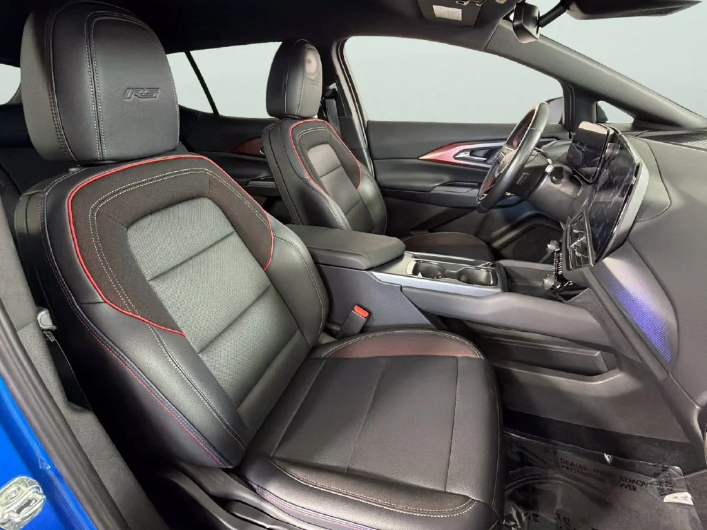 Used 2025 Riptide Blue Metallic Chevrolet RS image 33
