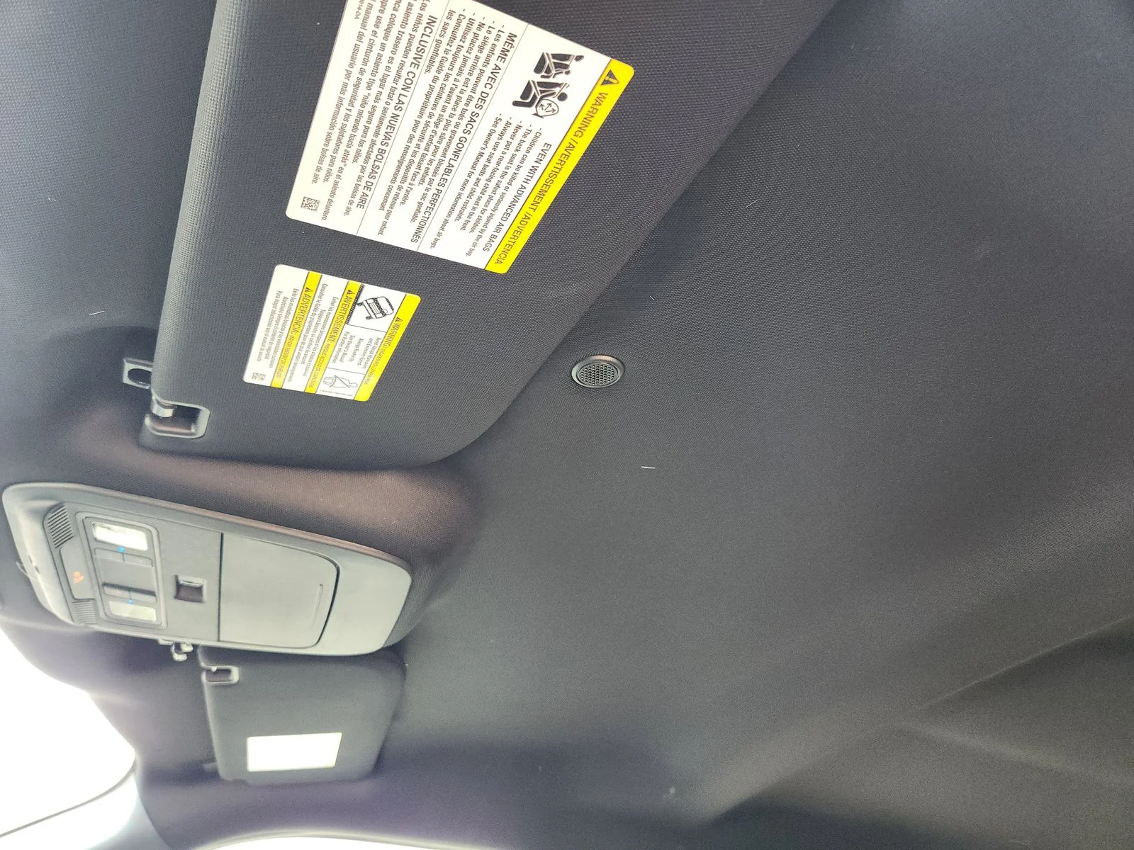 New 2026 Oxford White Ford XLT image 19