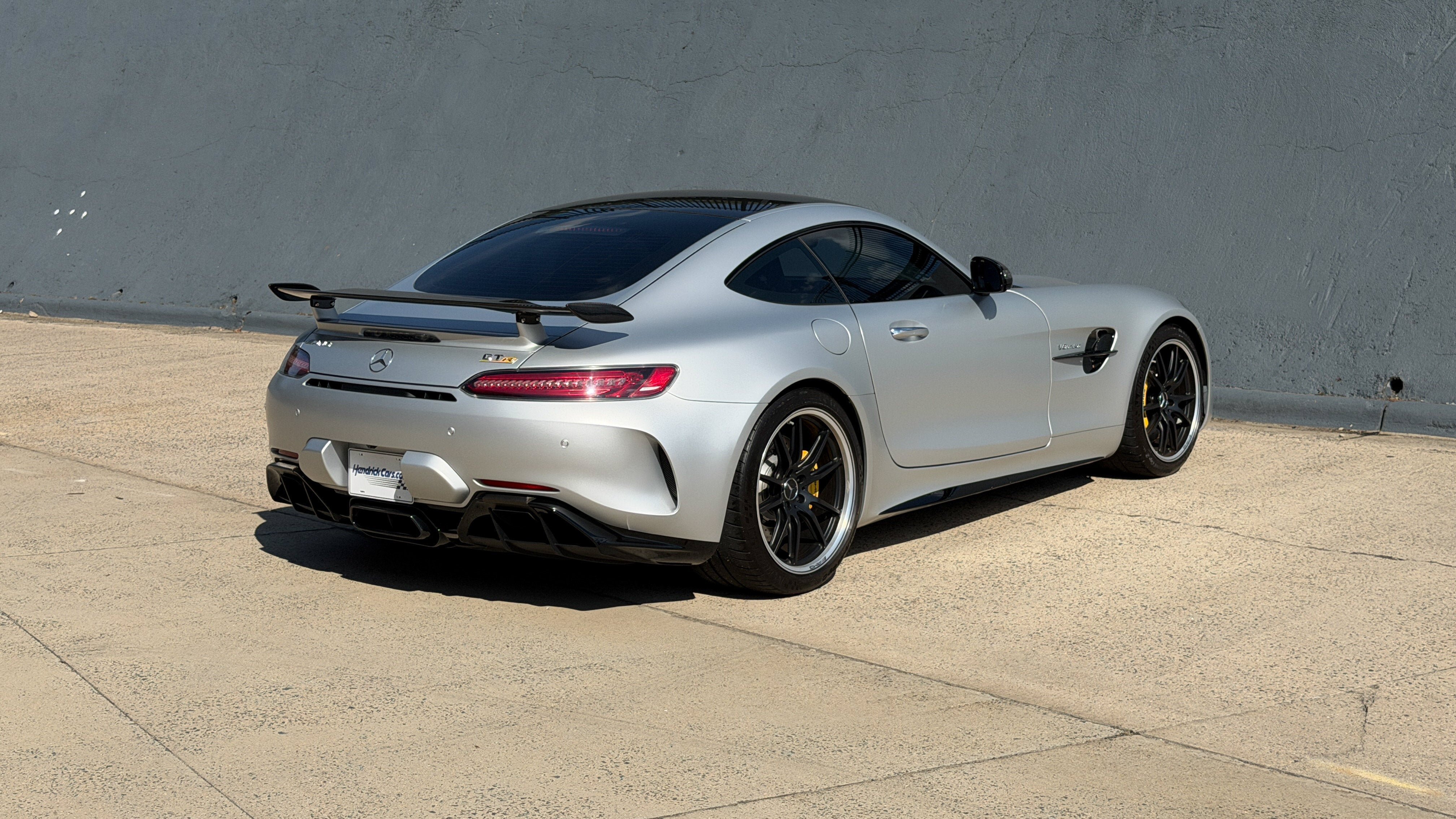 Used 2018 Designo Silver Mercedes-Benz R image 3
