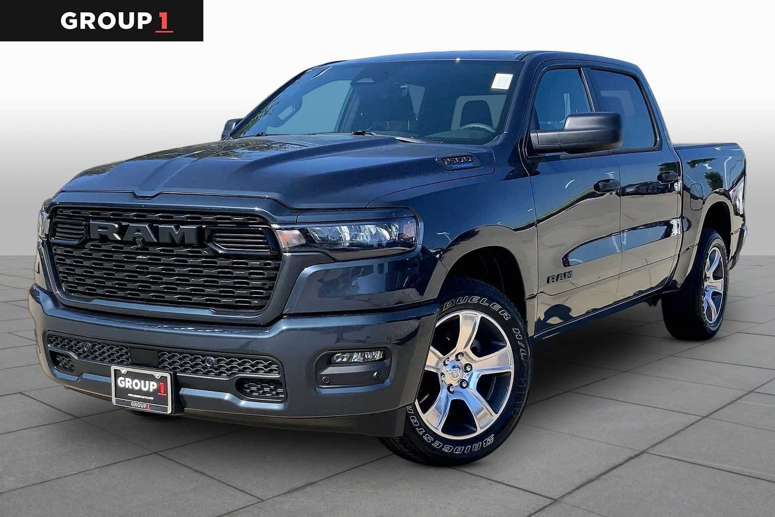 2026 RAM 1500 Pickup Express