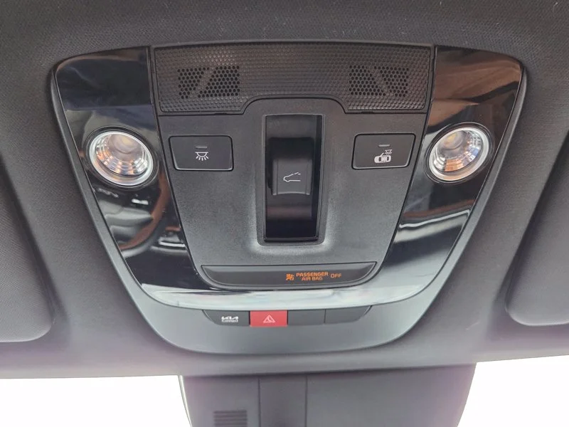 Used 2026 White Kia X-Line image 41