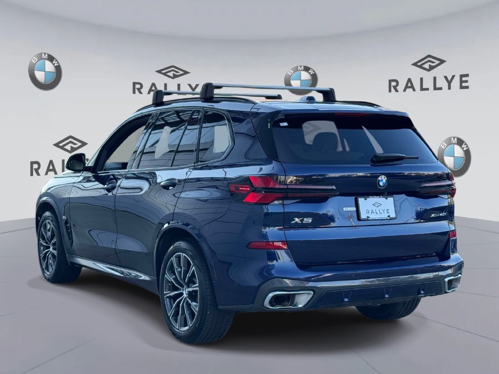 Certified Used 2024 Blue BMW xDrive40i image 7