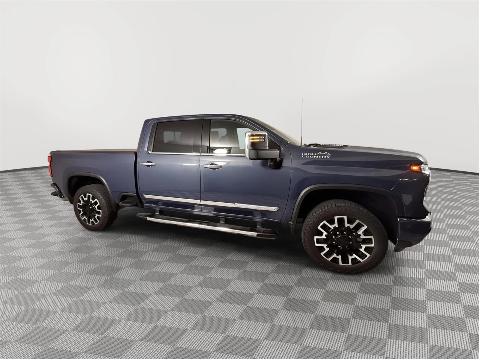 Used 2024 Lakeshore Blue Metallic Chevrolet High Country image 15