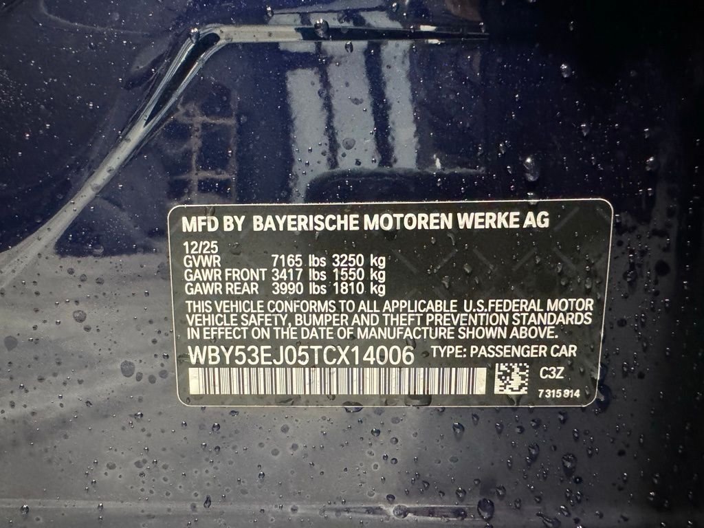 Used 2026 Blue BMW xDrive60 image 26