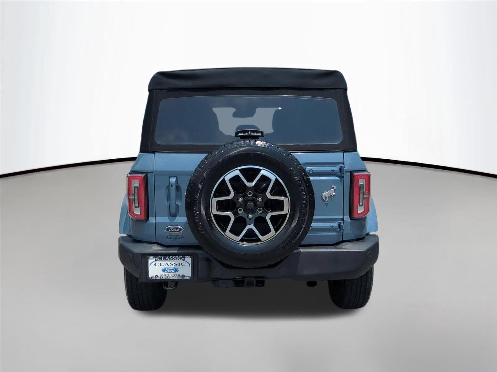 Used 2023 Azure Gray Metallic Tri-Coat Ford Outer Banks image 4