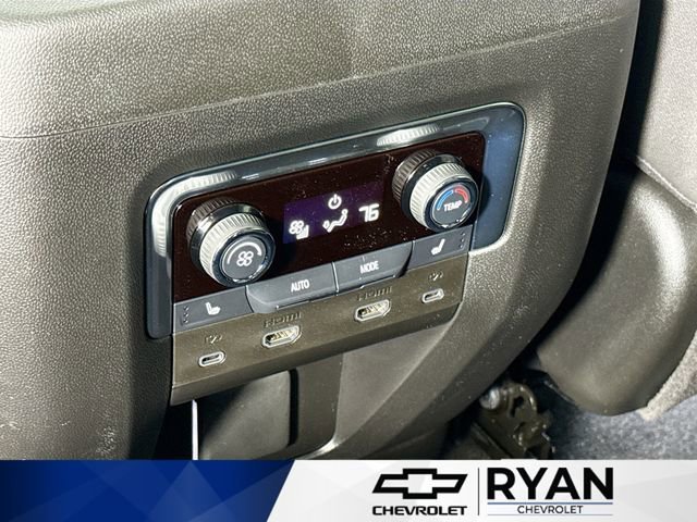 2026 Chevrolet Suburban High Country - Photo 28