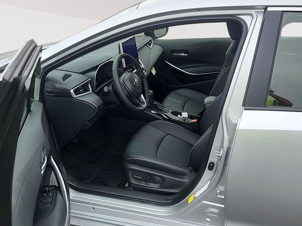 2026 Toyota Corolla XLE - Photo 10