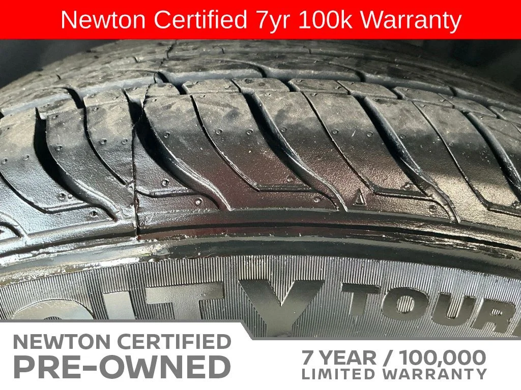 Certified Used 2022 Brilliant Silver Metallic Nissan SV image 41