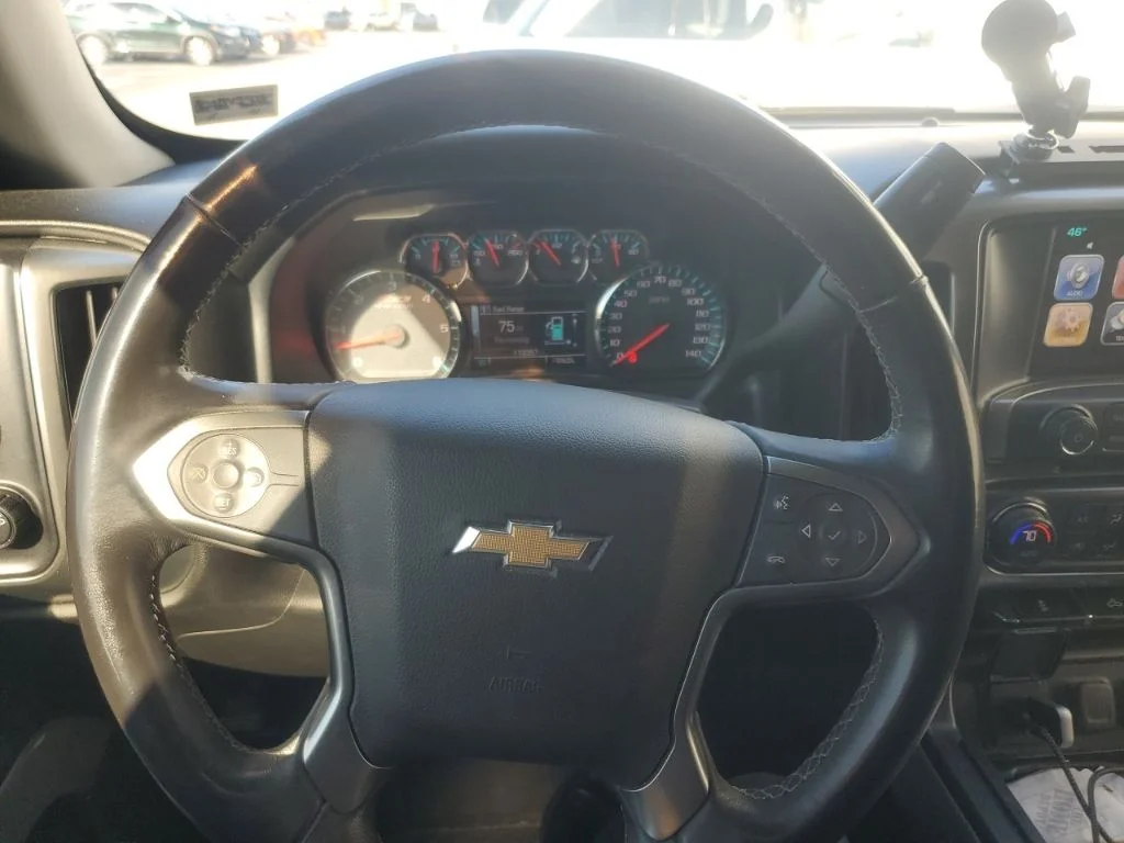 Used 2017 White Chevrolet LT image 16