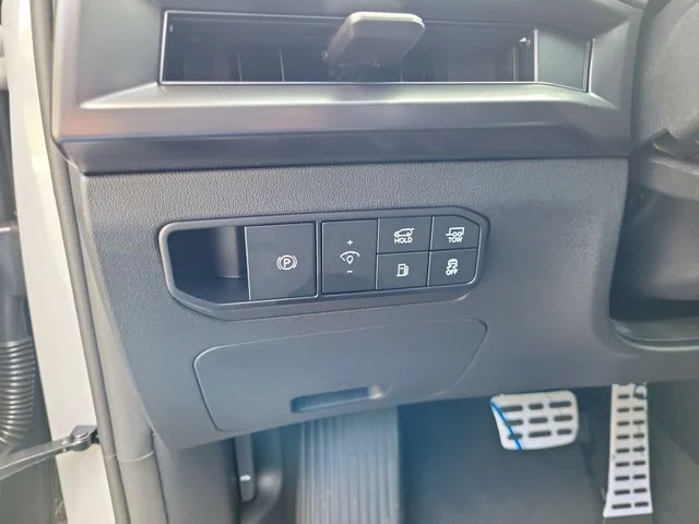 New 2027 Wolf Gray Kia X-LINE SX image 21
