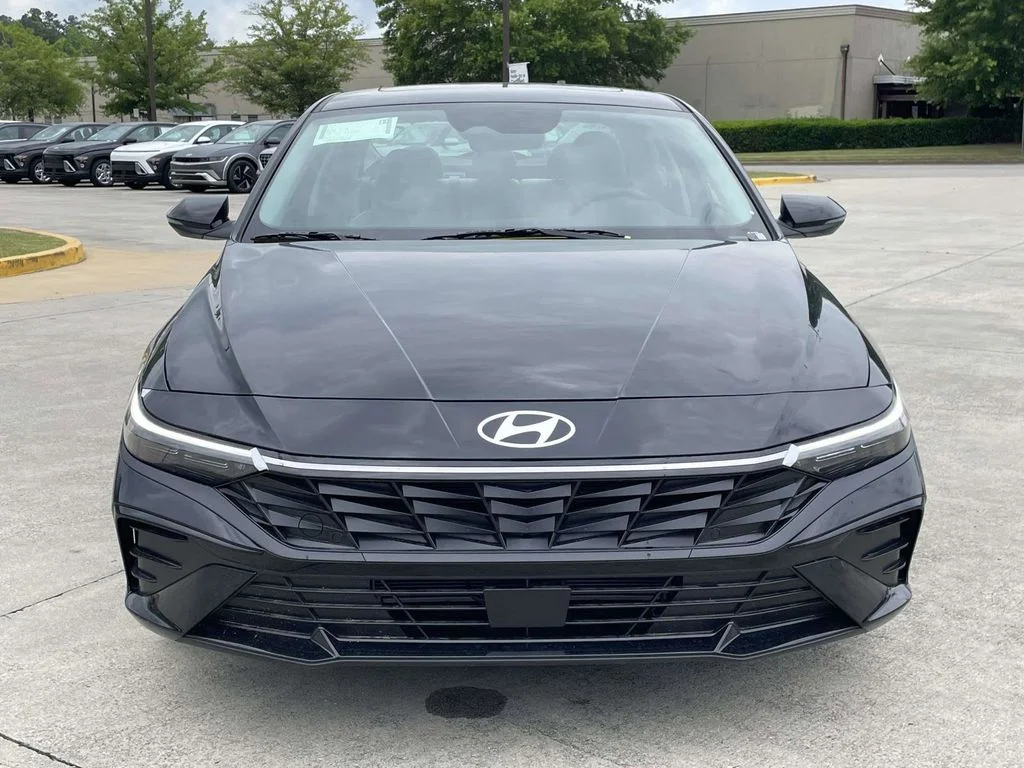New 2026 Black Hyundai Limited image 8