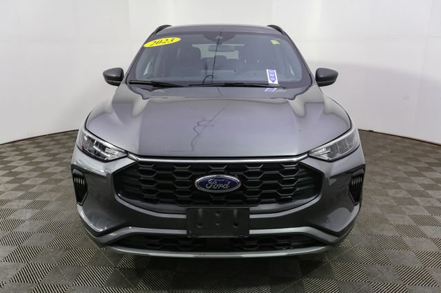 Used 2023 Gray Ford ST-Line image 4