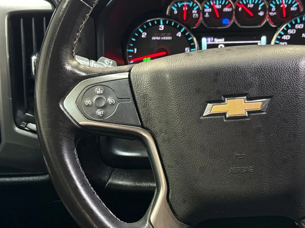 Used 2018 Black Chevrolet LT image 16