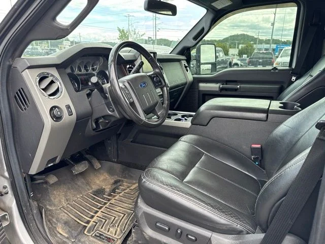 Used 2016 Silver Ford Lariat image 17