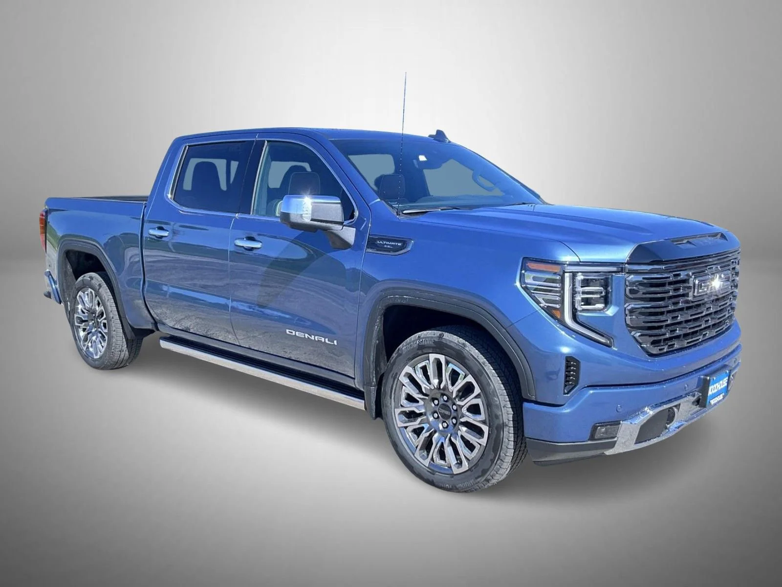 New 2026 DOWNPOUR METALLIC GMC Denali Ultimate image 5