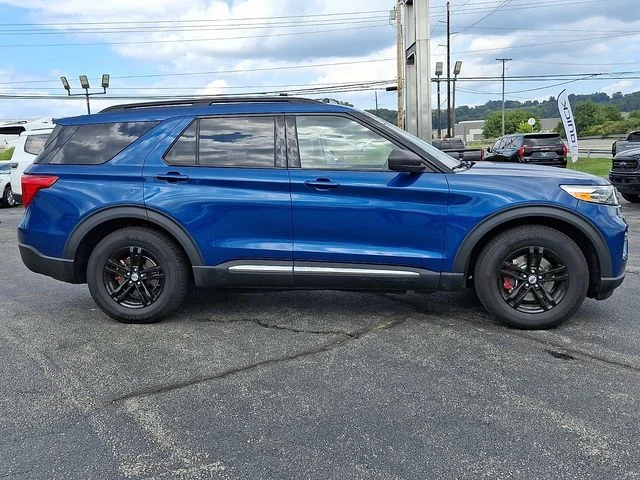 Used 2023 Blue Ford XLT image 7