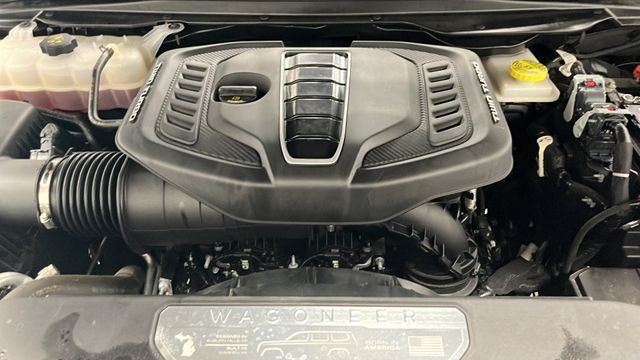 Used 2024 Baltic Gray Metallic Clearcoat Jeep Series III image 29