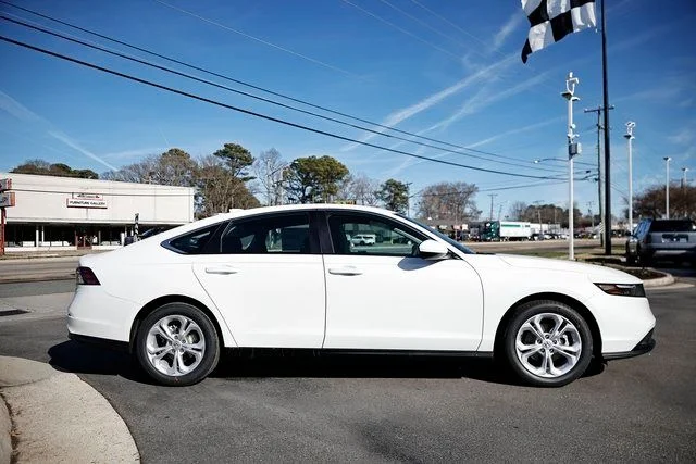 New 2026 Platinum White Honda LX image 12