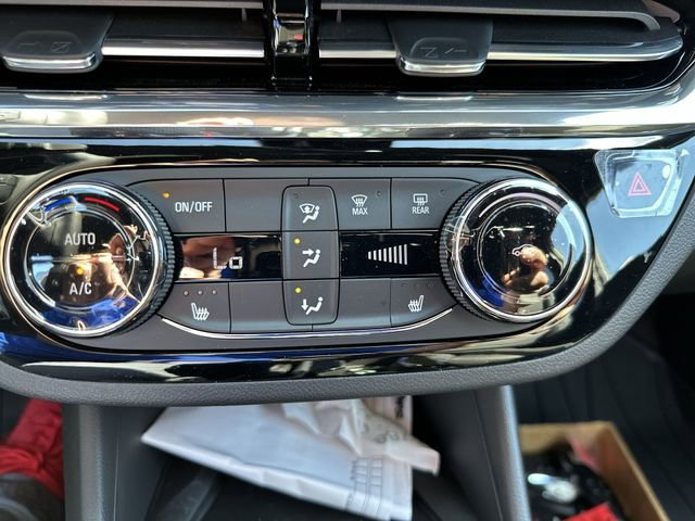 2026 Buick Envista Sport Touring - Photo 19