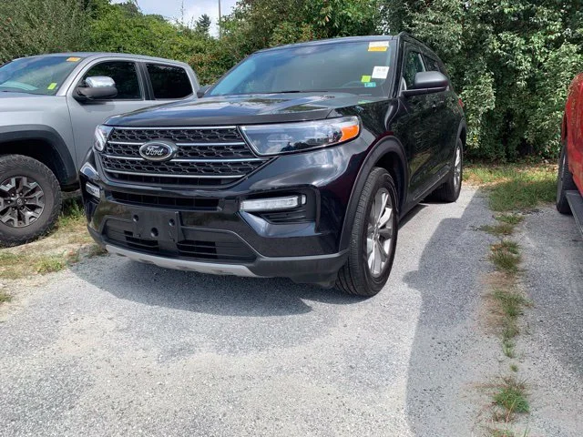 Used 2023 Black Ford XLT image 3