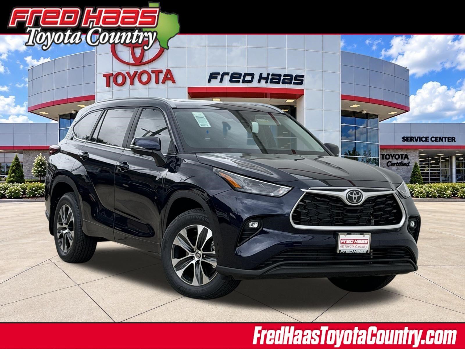 2026 Toyota Highlander  XLE