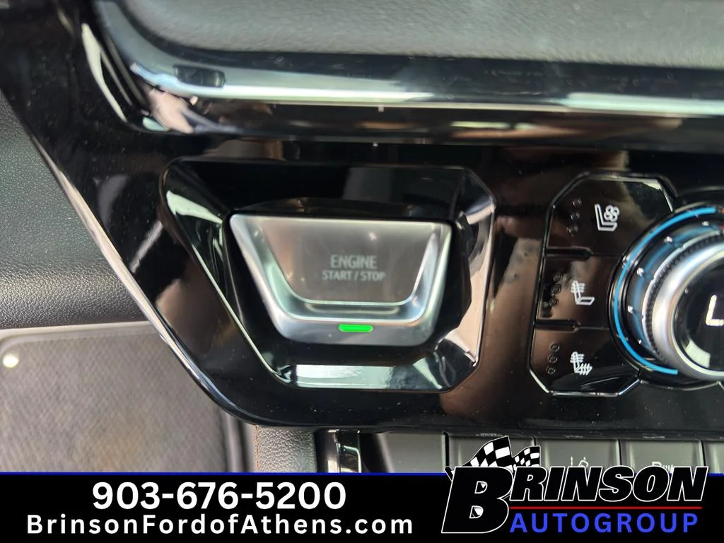 Used 2025 Onyx Black GMC AT4 image 26