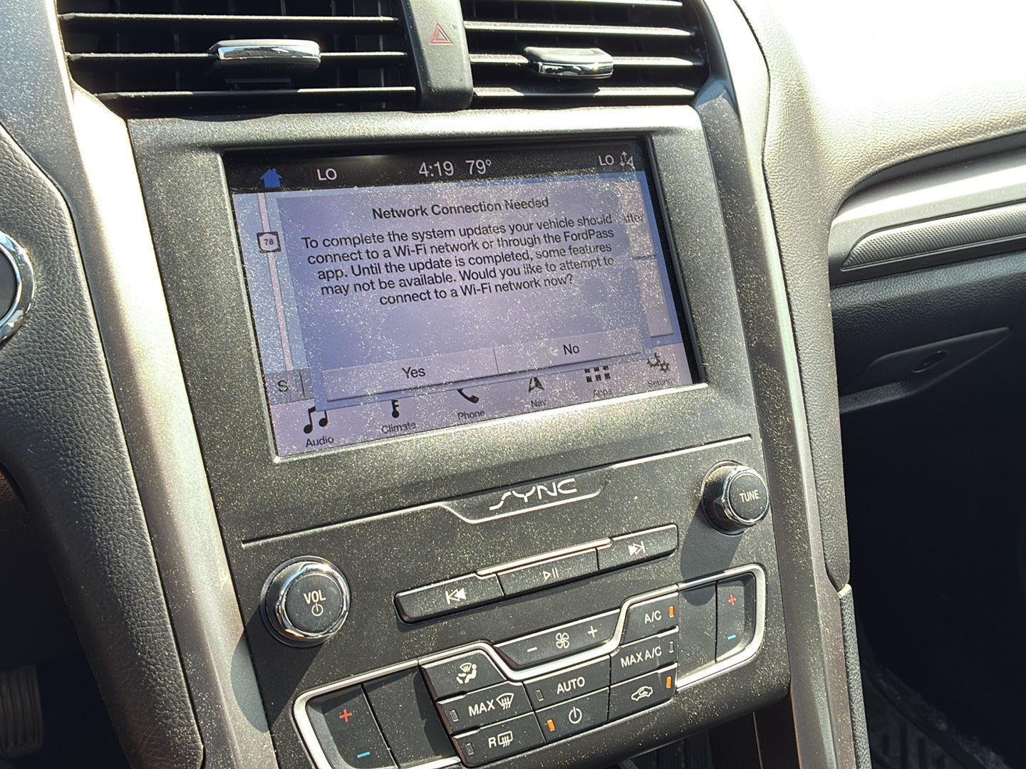 Used 2019 Oxford White Ford  image 3