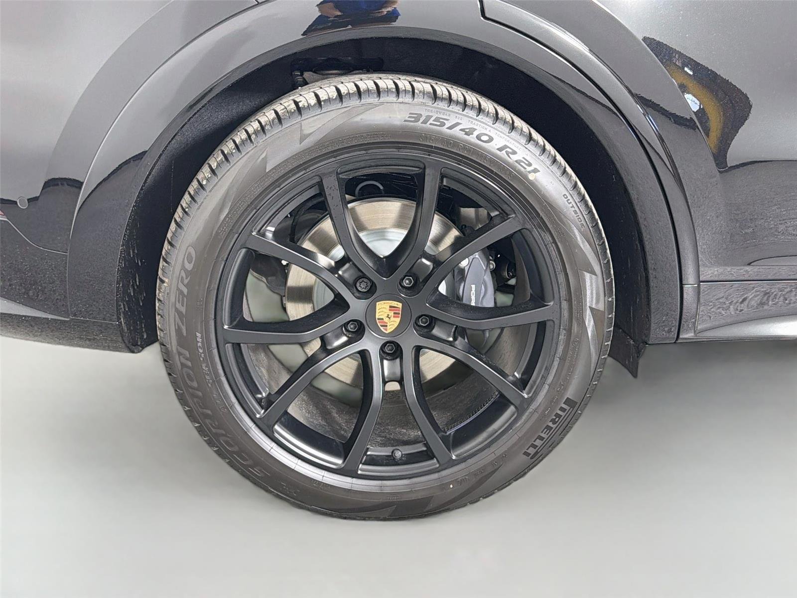 New 2026 Chromite Black Metallic Porsche Coupé image 13
