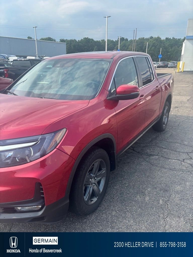 Used 2023  Honda RTL image 1