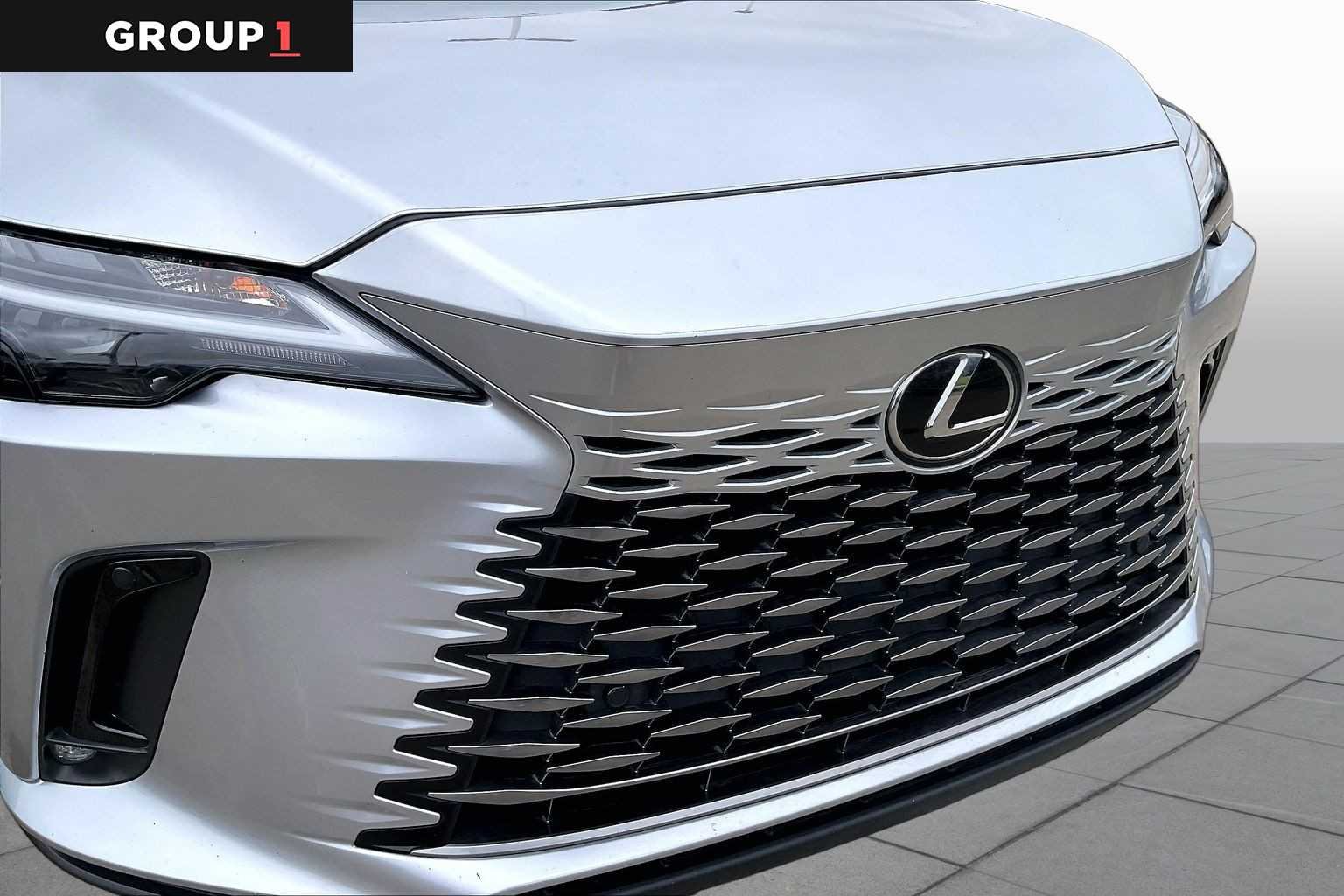 Used 2024 Iridium Lexus Premium image 27