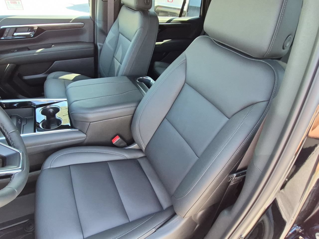2026 Chevrolet Tahoe LT - Photo 20