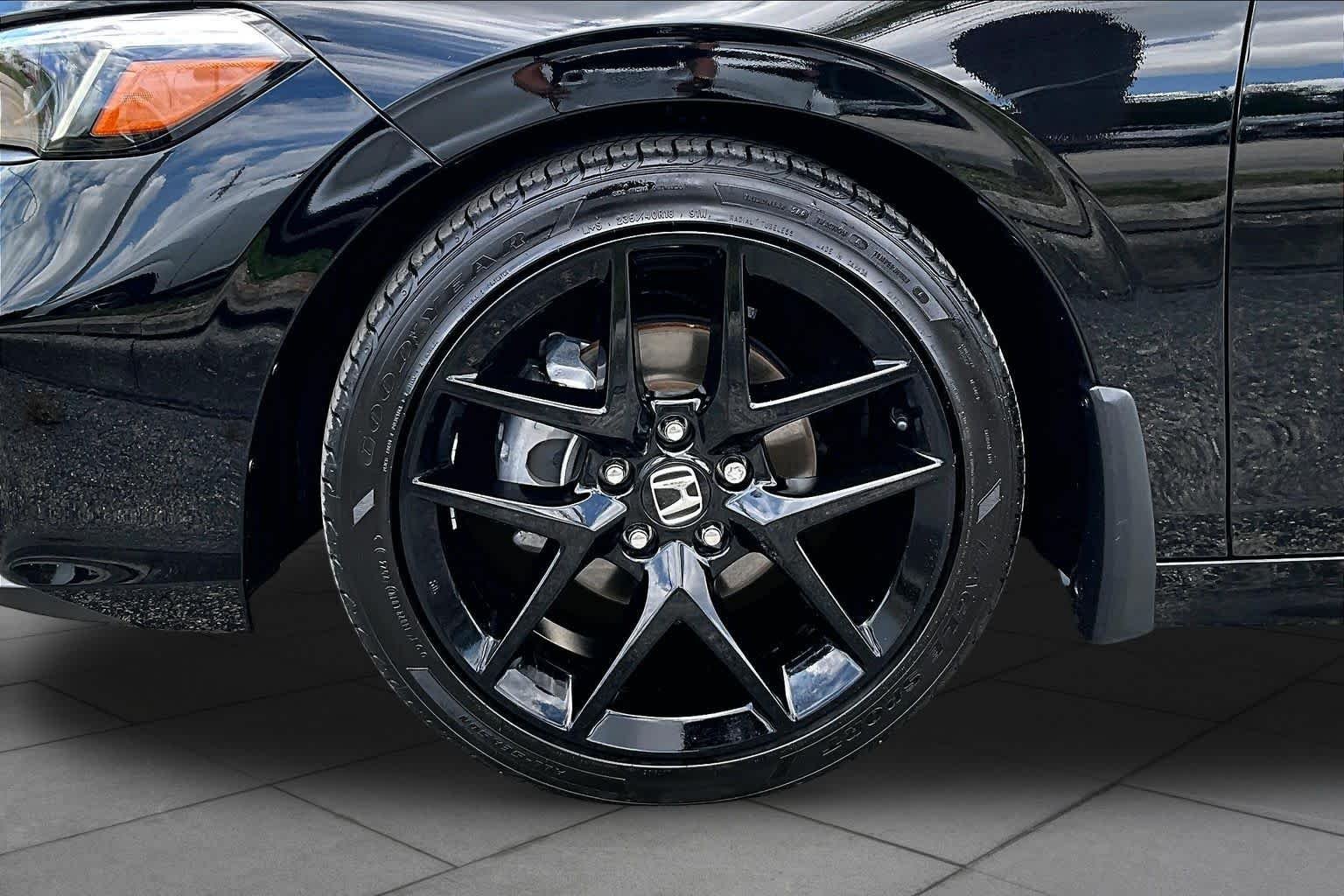 Used 2023 Crystal Black Pearl Honda Sport image 11