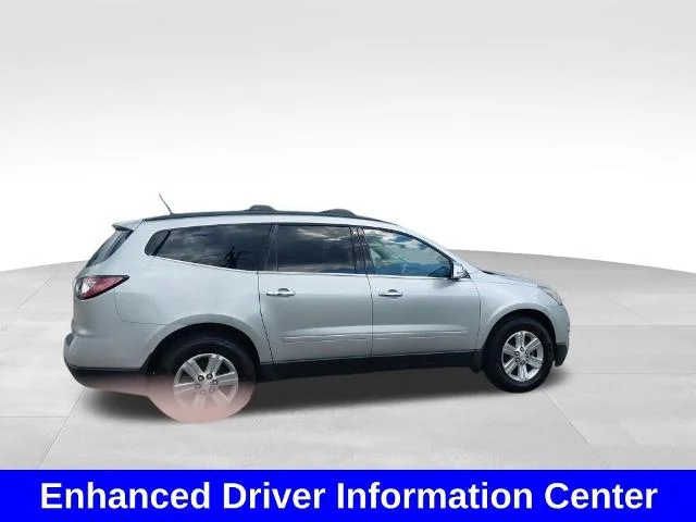 Used 2014 Silver Ice Metallic Chevrolet  image 10