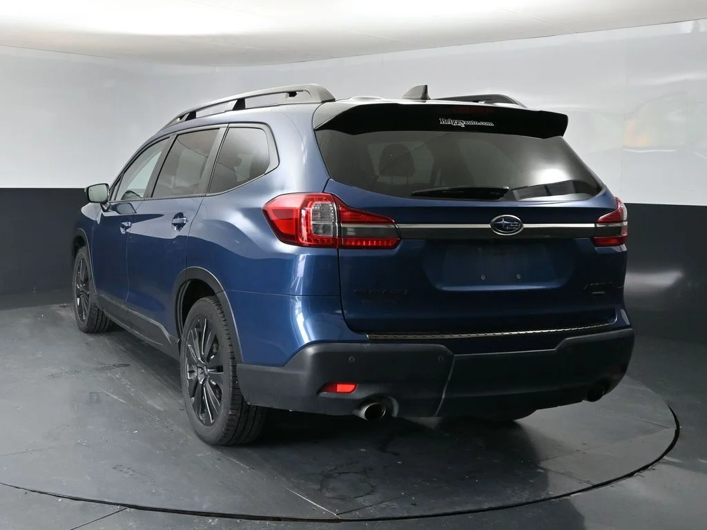 Used 2022 Blue Subaru Onyx Edition image 3